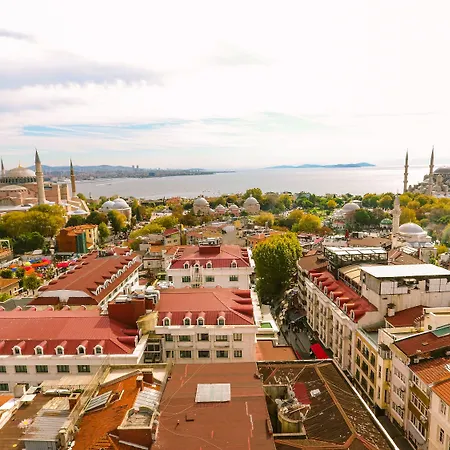 Sura Design & Hotel 4*