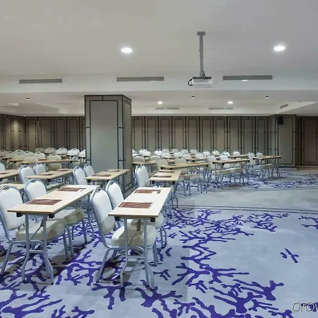 Sura Design & 4*