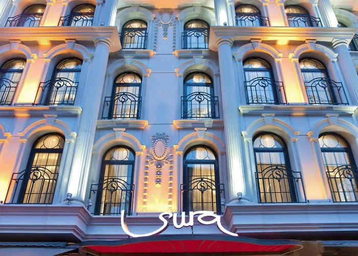 Hotel Sura Design & 4*