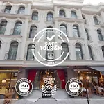 Sura Design & Szálloda 4*