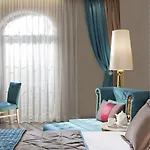 Szálloda Sura Design & 4*